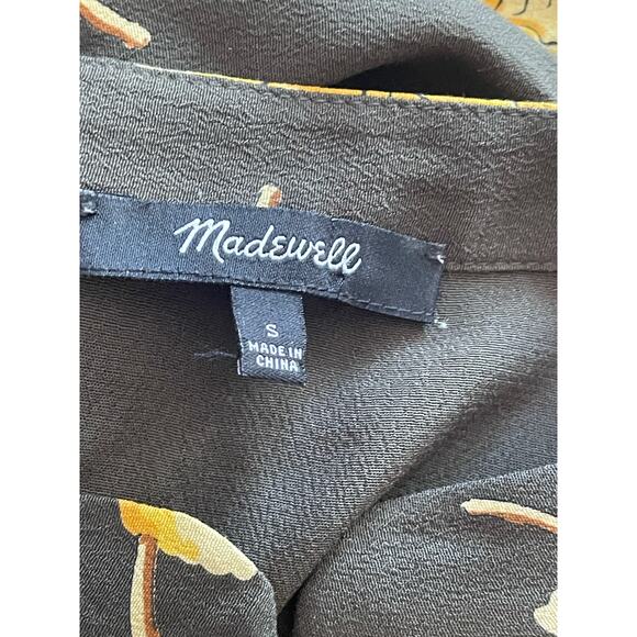 Madewell Button-Front Tier Dress in‎ Fall Flowers

T0417 - Picture 9 of 10